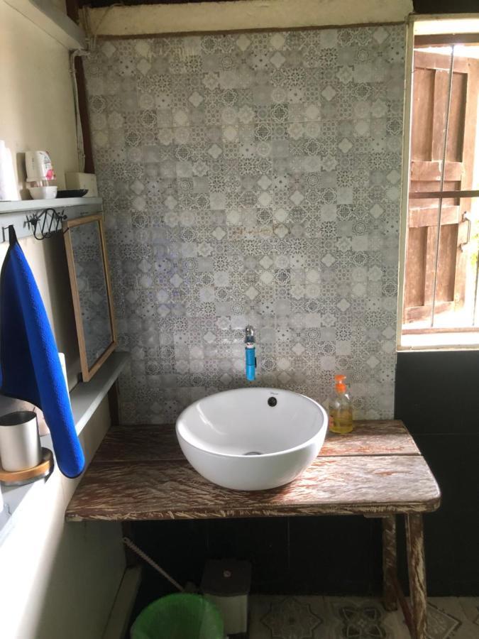 Retro Kampot Guesthouse Kültér fotó