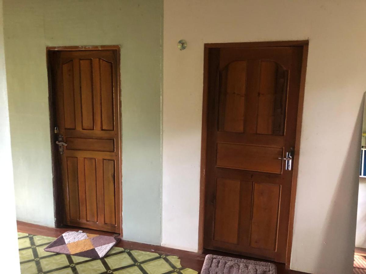 Retro Kampot Guesthouse Kültér fotó