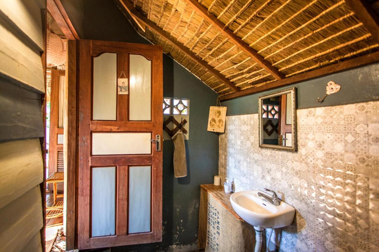 Retro Kampot Guesthouse Kültér fotó