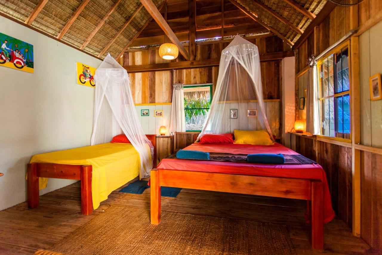 Retro Kampot Guesthouse Kültér fotó